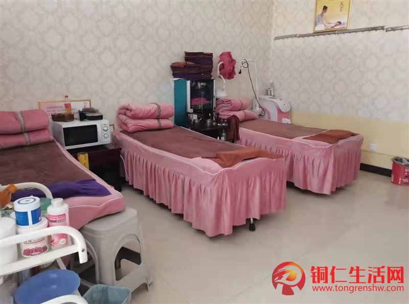 美容院轉(zhuǎn)讓，客源穩(wěn)定，接手即可經(jīng)營！！